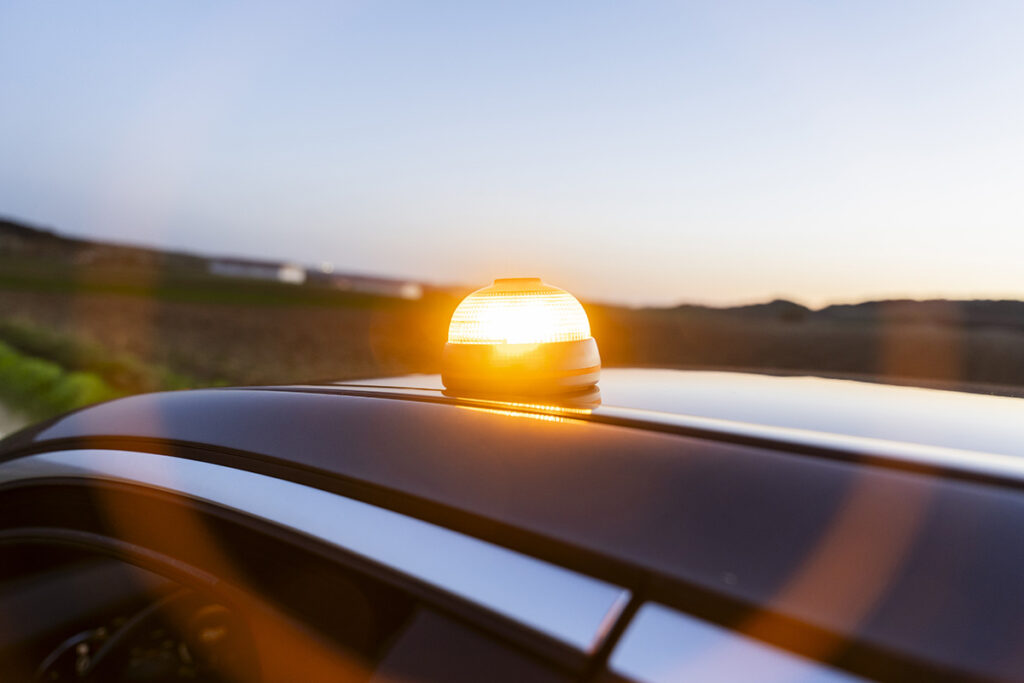 Alles über die Warnleuchte V16: Notwendigkeit und Anwendungsmöglichkeiten